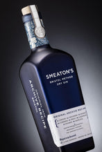 Load image into Gallery viewer, Smeaton's Gin - iWine.sg