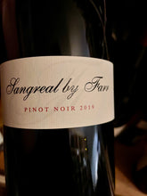 Load image into Gallery viewer, Sangreal by Farr Pinot Noir 2019 - iWine.sg